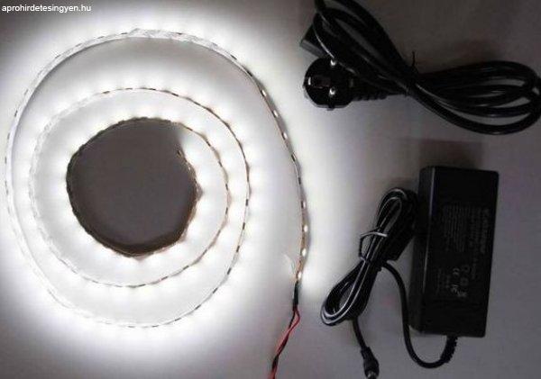 1m hideg fehér ETRA ERŐS 5050 60led/m beltéri LED szalag szett
fényerőszabályzóval