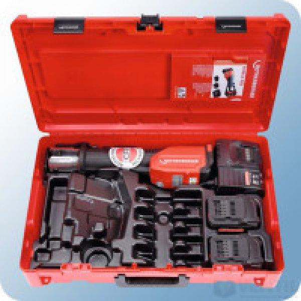 Rothenberger Romax 4000 présgép szett Rocase rendszerben 1db 2.0 Ah-s és 1db
4.0 Ah-s akkumulátorral, töltővel