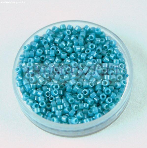 Miyuki delica gyöngy 0218 - Opaque Glazed Light Blue Luster 11/0