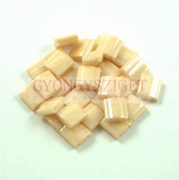 Miyuki tila gyöngy - 593 - Ceylon Caramel - 5x5mm