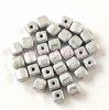 Cseh veg gyngy - Kocka - 4mm - Silver
