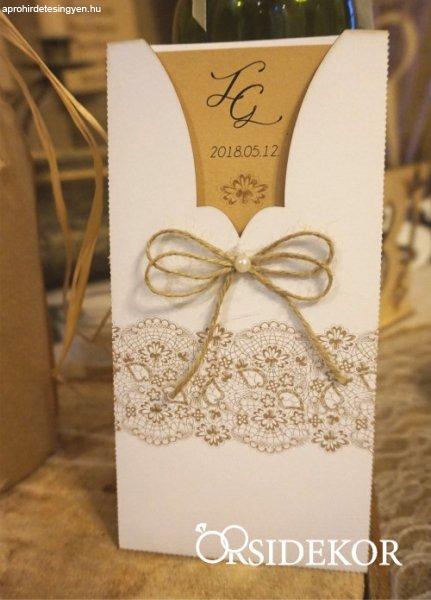 Borítékos esküvői meghívó csipke mintával