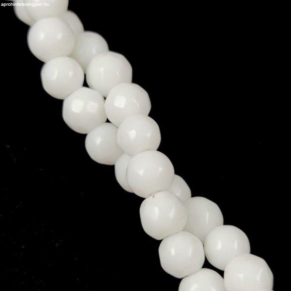 Jade gyöngy - csiszolt - 4mm - szálon