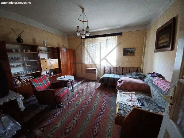 Tiszakanyáron 2 szobás családi ház eladó