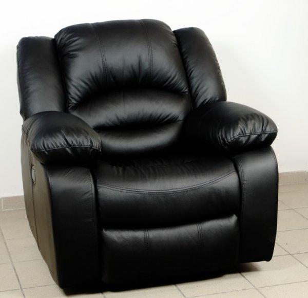 Bőr fotel emelhető lábtartóval dönthető háttámlával fekete valódi bőr
kárpitozással raktárról kapható - Tessin
