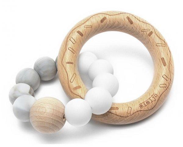 Mimijo Szilikon rágóka fa karikával - White/Marble