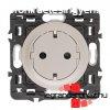 Legrand Cliane 2P+F csatlakozaljzat, falskba illeszked t