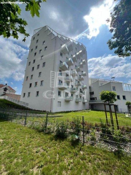 Eladó lakás Budapest, XI. kerület, 	Hadak útja