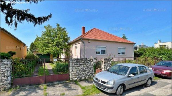 Eladó 110 m2 családi ház, Győr