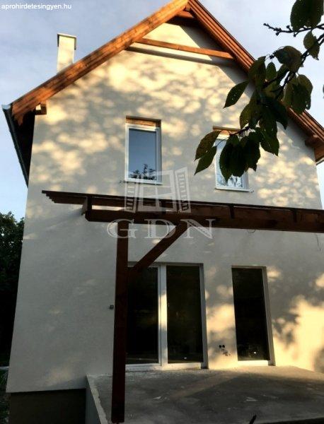 Eladó családi ház Százhalombatta, 	Családi ház a Duna part mellett!