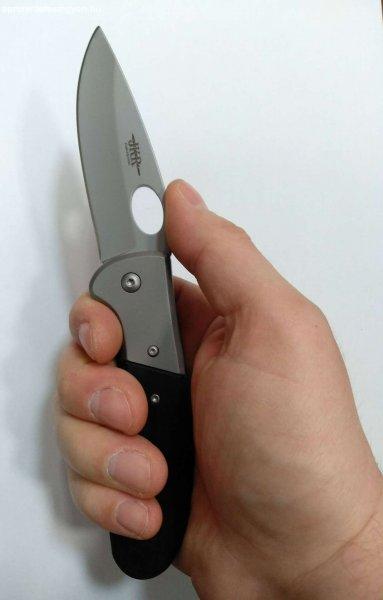 Joker kés, penge 8,7 cm rozsdamentes acél, zárható, fa fogantyú JKR651
