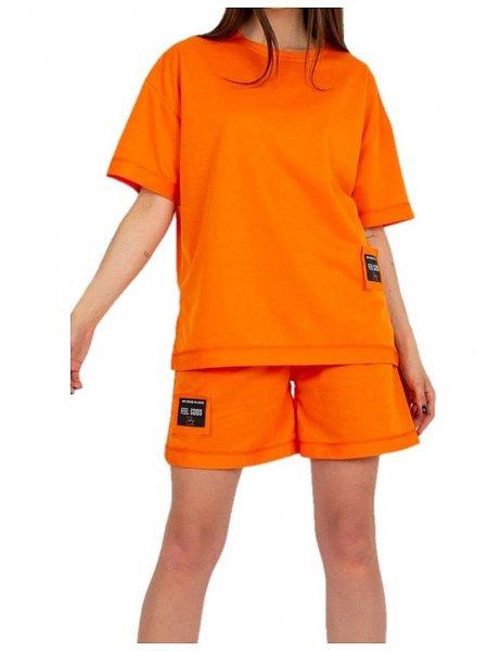 Narancssárga póló és rövidnadrág szett