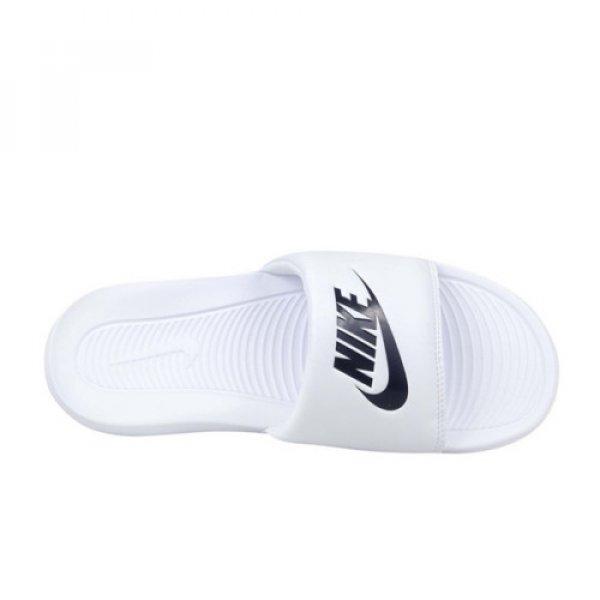 Nike Victori One papucs CN9677100-36,5