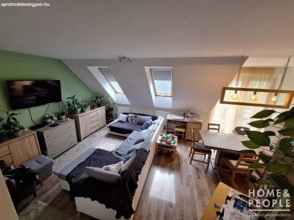 Eladó 3+1 szobás újszerű lakás - Szeged