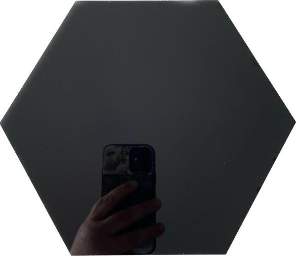 Öntapadós hatszög alakú fekete színű tükör matrica