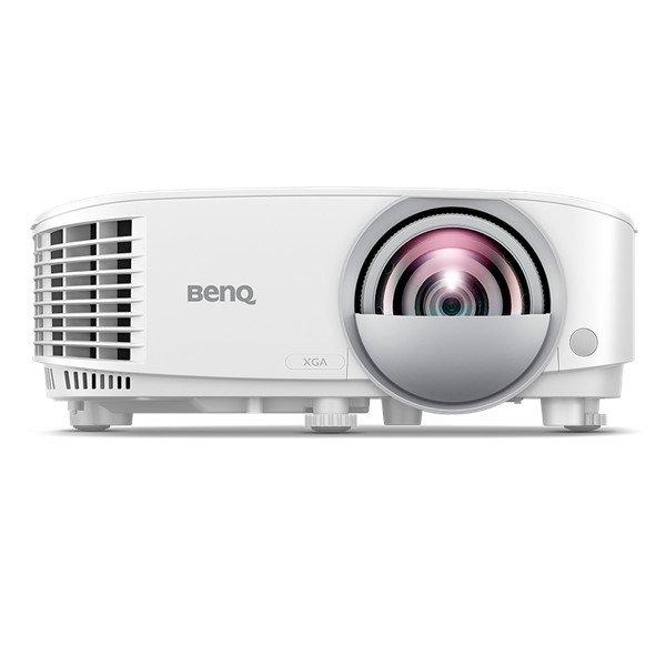 BenQ Projektor XGA - MX825STH (0,61TR, 3500 AL, 20 000:1, 15 000h(LampSave),
2xHDMI, USB, LAN, ShortThrow)