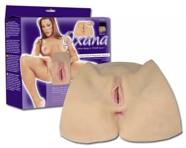 Oxana's Pussy and Ass