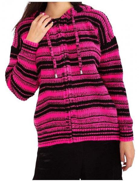 Rózsaszín és fekete kapucnis pulóver