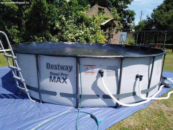 Bestway fémvázas medence, 488x122cm, 19.500 literes, szűrőszivattyúval,
létrával és ponyvával
