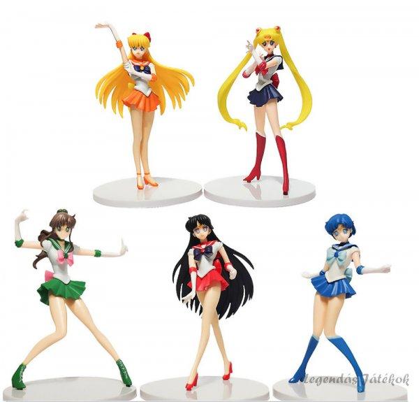 5 db-os Sailor Moon tündérek figura szett 15 cm