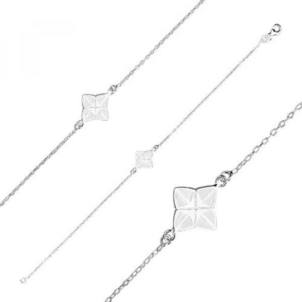 Karkötő 925 ezüstből - négyágú csillag fehér színű fénymázzal,
geometriai motívum