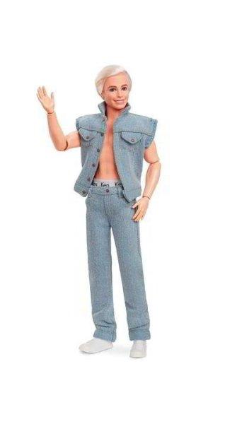Mattel Barbie: Ken filmes öltözékben