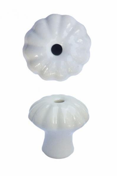 Porcelán gomb, közepes LVOP436