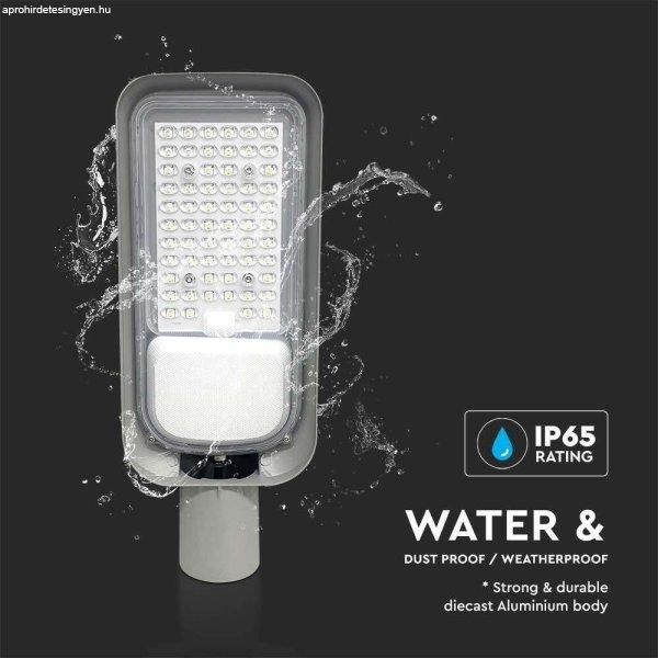 V-TAC utcai LED lámpa, térvilágító ledes lámpatest 30W természetes fehér
- SKU 7886