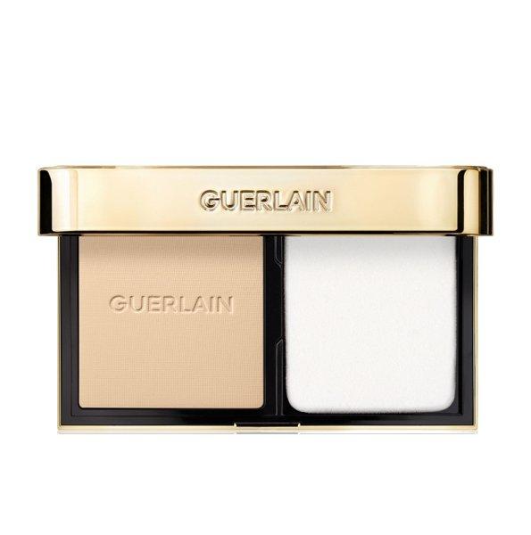 Guerlain Kompakt matt smink Parure Gold Skin Control (Hight Perfection Matte
Compact Foundation) 8,7 g N°4N