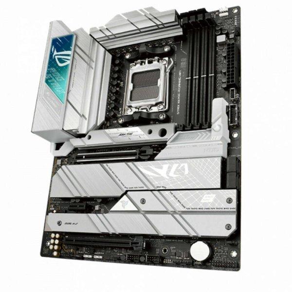 Asus Alaplap - AMD ROG STRIX X670E-A GAMING WIFI AM5 (X670, ATX, 4xDDR5
6400+MHz, LAN, 4xSATA3, 4x M.2, HDMI+DP)
