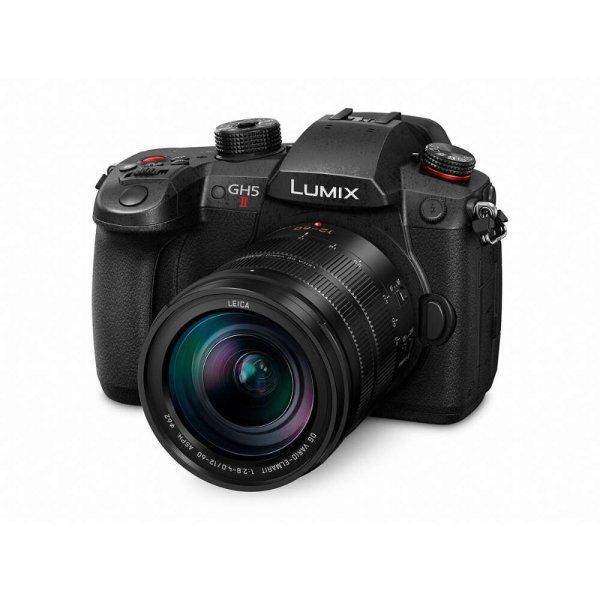 Panasonic Lumix GH5M2 Digitális fényképezőgép + LEICA DG Vario-Elmarit
12-60 KIT - Fekete