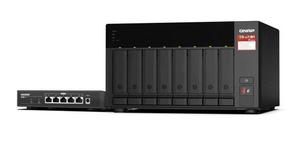 Qnap TS-873A NAS + QSW-1105-5T switch