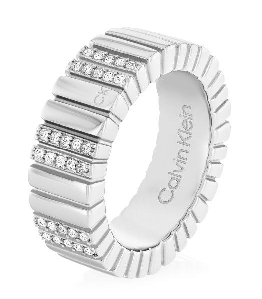Calvin Klein Divatos acél gyűrű kristályokkal Minimalistic
Metal 35000440 54 mm