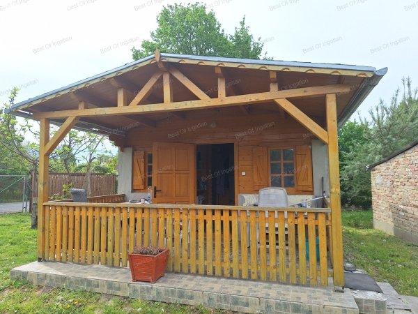 Győrben a Góré dűlőben zártkert, 20 m2-es szigetelt faházzal eladó!