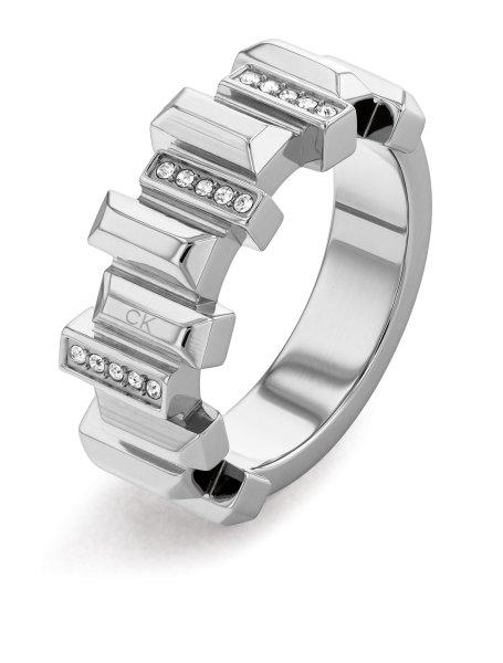Calvin Klein Stílusos acél gyűrű kristályokkal Luster
35000322 52 mm