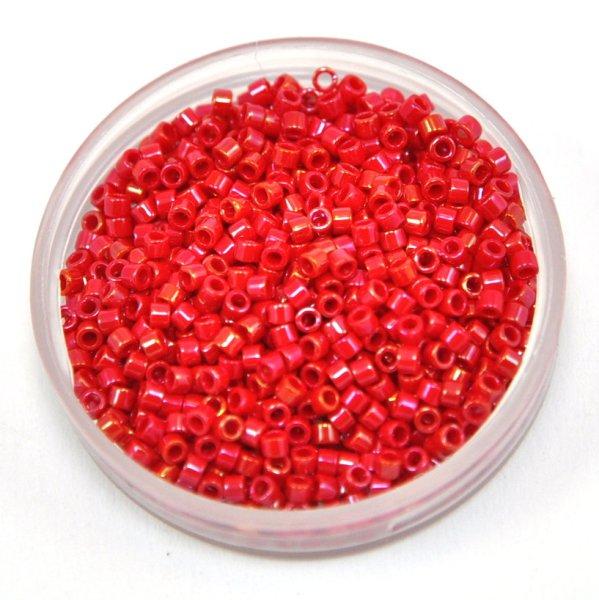 Miyuki delica gyöngy 0214 - Opaque Red AB - 11/0