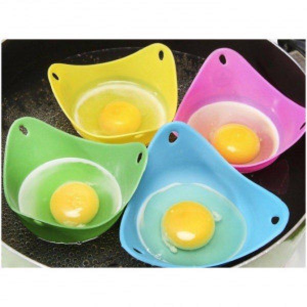 4 db-os szilikonos tojásfőző szett különböző színekben
