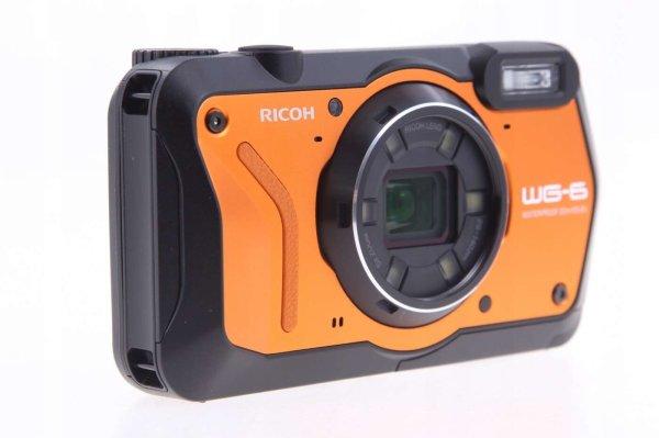 Ricoh WG-6 Digitális fényképezőgép - Fekete/Narancssárga