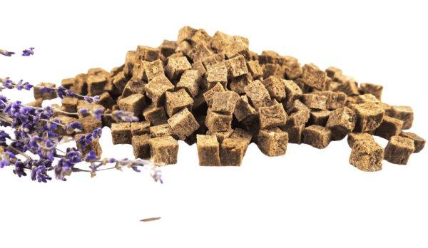 Chewy Relax Snacks nyulas nyugtató gyógynövényes természetes jutalomfalatok
kutyáknak,100g