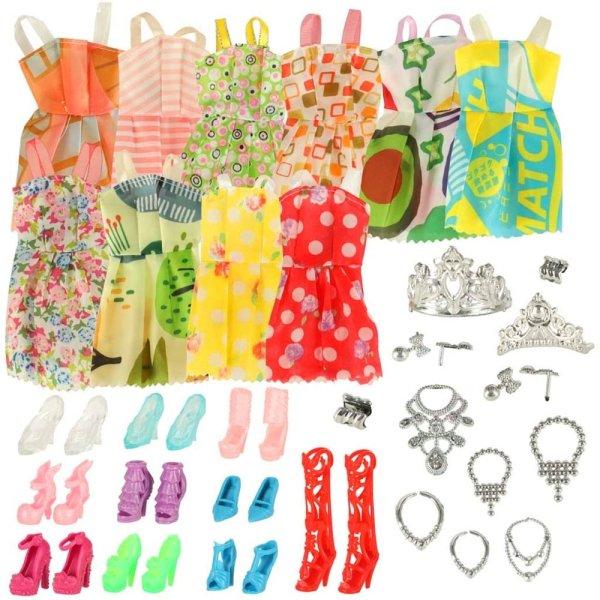 43 db-os nyári Barbi baba ruha kollekció - ruhákkal,
cipőkkel, kézitáskákkal, koronákkal (BBI-6998)