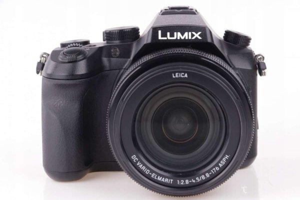 Panasonic Lumix DMC-FZ2000 Digitális fényképezőgép - Fekete