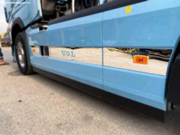 Volvo inox oldalspoiler dísz párban 2021-