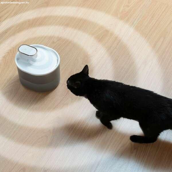 Intelligens újratölthető macskakút mozgásérzékelővel: optimális
hidratálás, modern kialakítás, csendes, 3 literes kapacitás