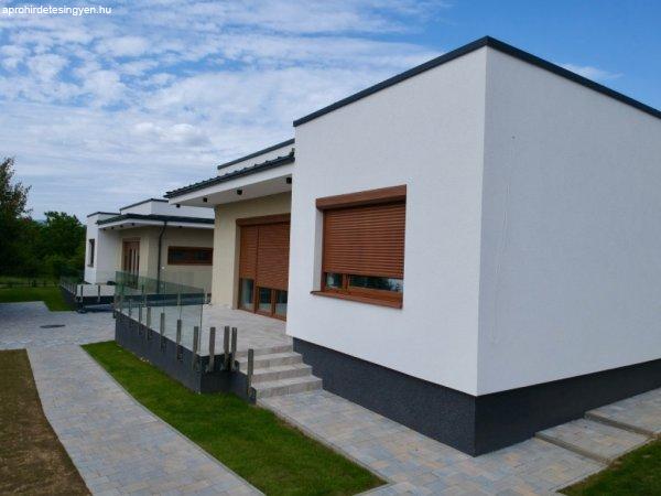 Eladó 90 nm-es Új építésű Családi ház Pécs Kertváros 