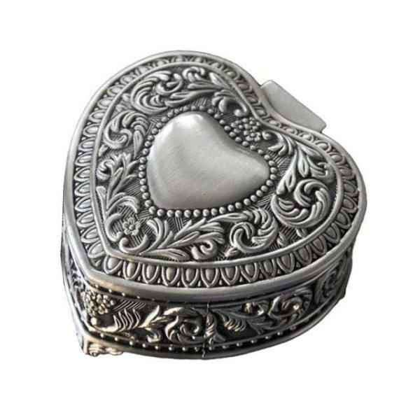 Pufo Soul fém antimon doboz ékszerek és kiegészítők tárolására és
rendszerezésére, szív alakú modell, ezüst