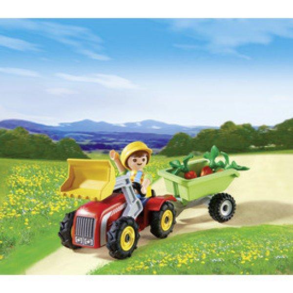 Playmobil Kisfiú traktorral