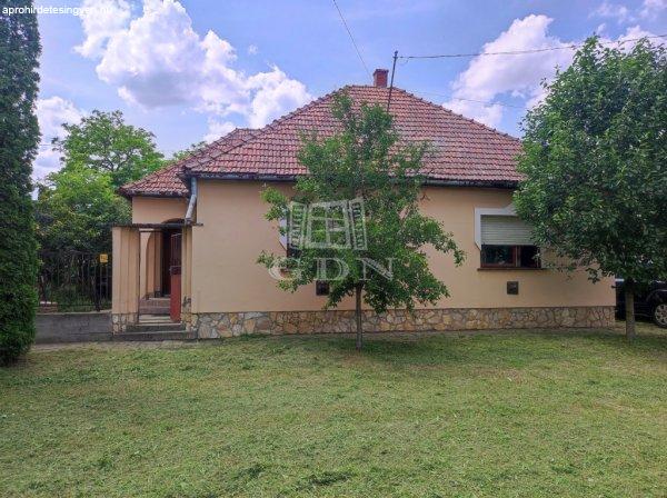 Eladó családi ház Felsőszentiván, 	Rákóczi Ferenc utca