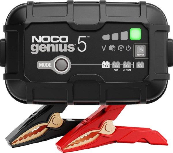 NOCO GENIUS5, 5A intelligens autós akkumulátortöltő, 6V-os és 12V-os
autóipari töltő, akkumulátor-karbantartó, csepptöltő, úszótöltő és
szulfátmentesítő motorkerékpárokhoz