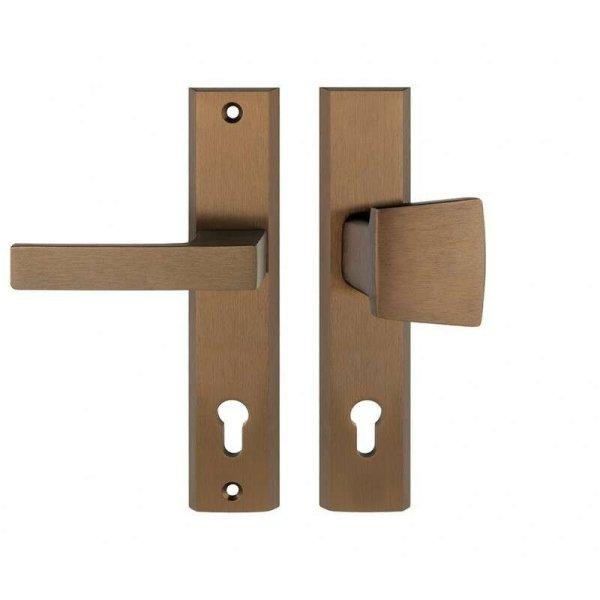 TOTAL bejárati ajtó gomb/kilincs bronz jobbos, 72mm Cilinderbetét Fix gomb
jobbos Bronz