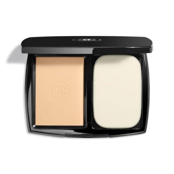 Chanel Hosszan tartó kompakt smink (Ultrawear All-Day Comfort Flawless
Finish Compact Foundation) 13 g B20